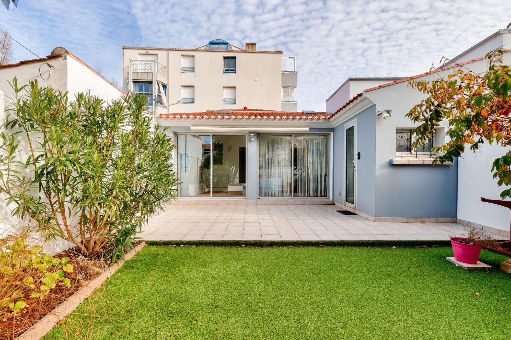 Entre Coeur De Ville Et Plage, Maison Pour 8 Saint-Gilles-Croix-de-Vie Zewnętrze zdjęcie