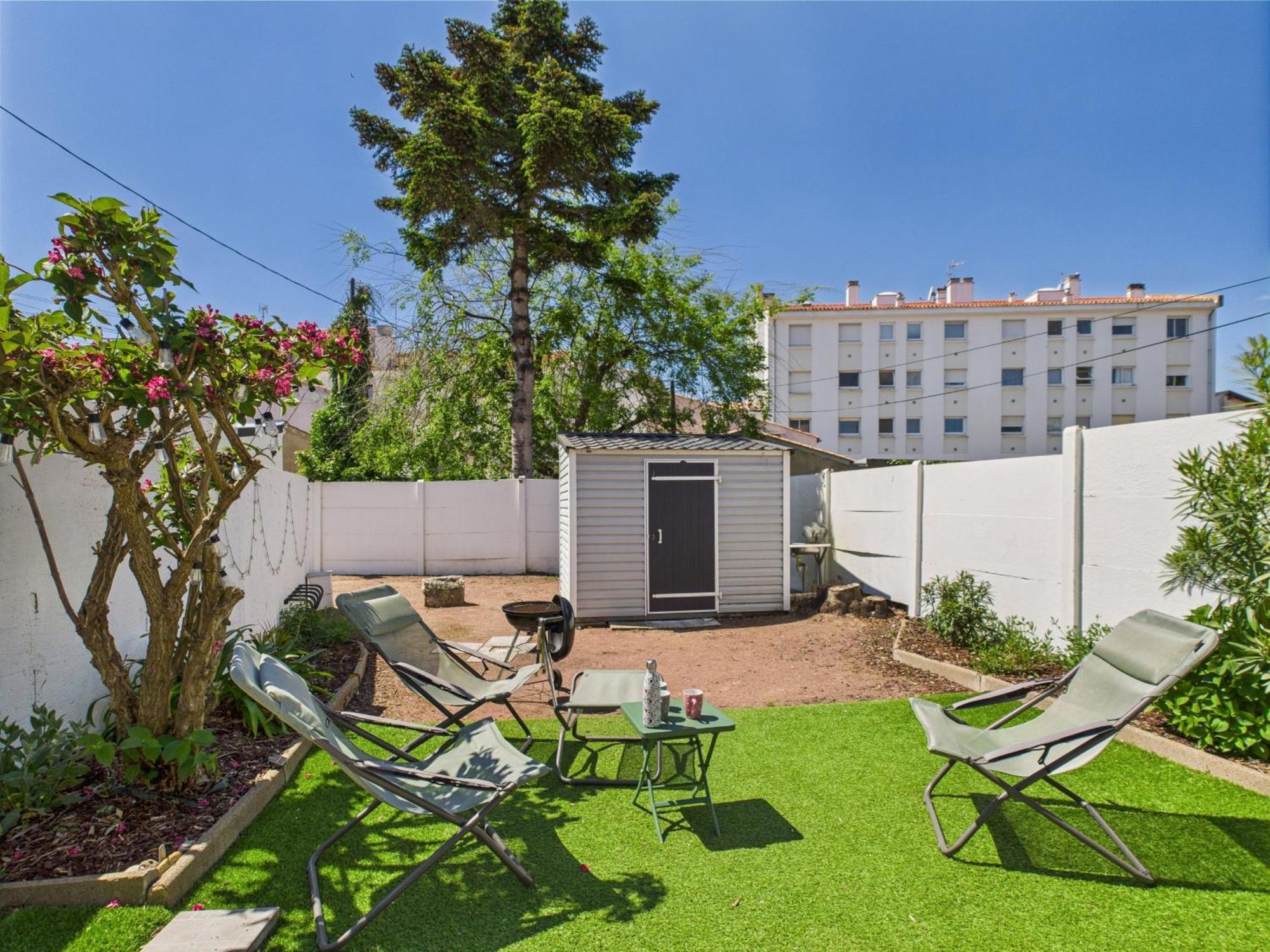 Entre Coeur De Ville Et Plage, Maison Pour 8 Saint-Gilles-Croix-de-Vie Zewnętrze zdjęcie