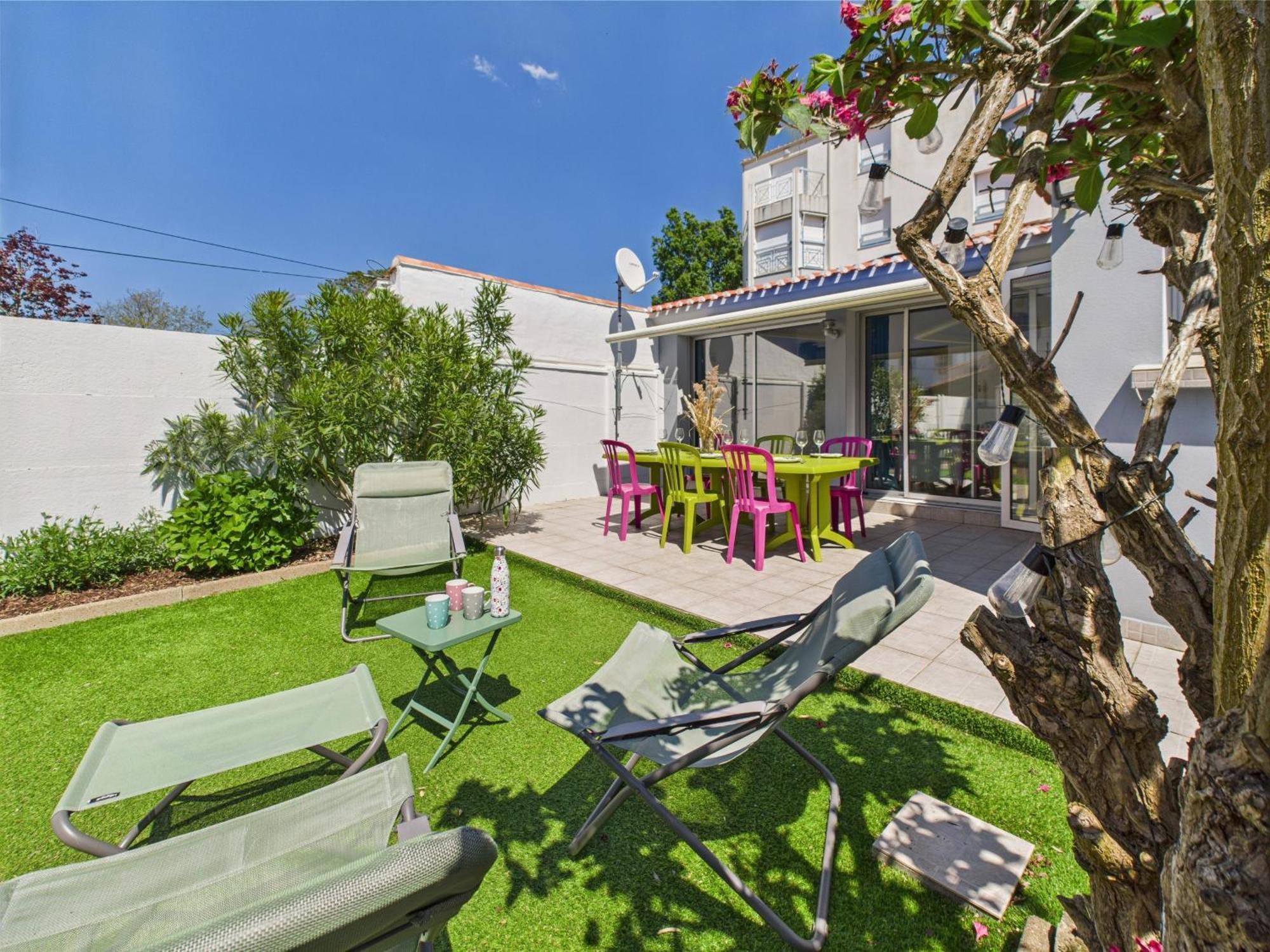 Entre Coeur De Ville Et Plage, Maison Pour 8 Saint-Gilles-Croix-de-Vie Zewnętrze zdjęcie