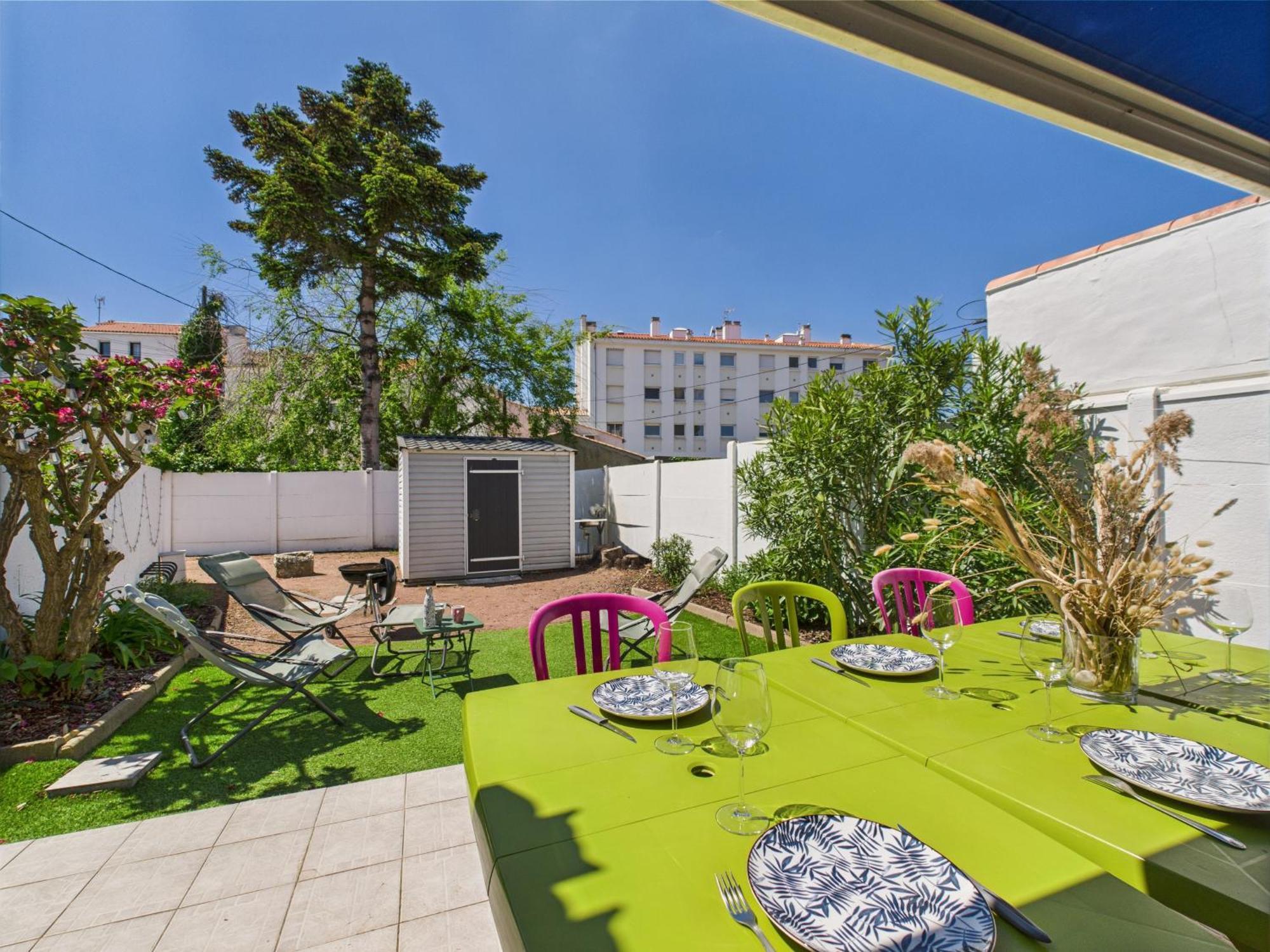 Entre Coeur De Ville Et Plage, Maison Pour 8 Saint-Gilles-Croix-de-Vie Zewnętrze zdjęcie